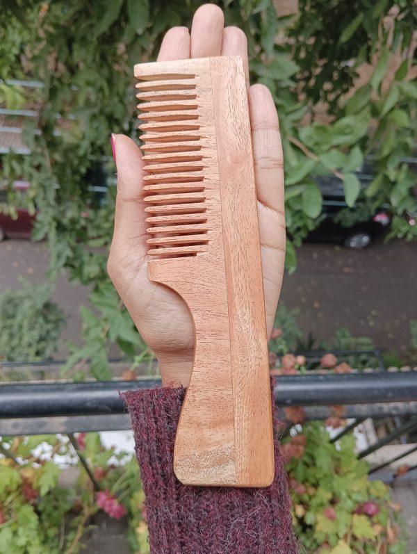 Fine-Tooth Neem Comb With Handle